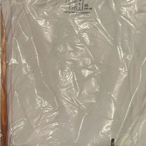 Two / Time and Tru Women's white Long Sleeve T-Shirt - Picture 2 of 4